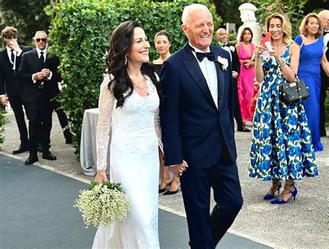 matrimonio versace santo|Santo Versace e Francesca De Stefano, matrimonio pieno di star: .